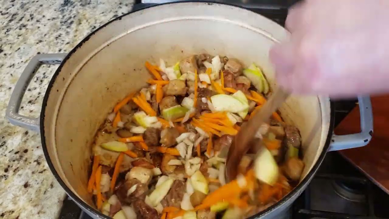 BIGOS ~Бигос~ CABBAGE AND MEAT STEW