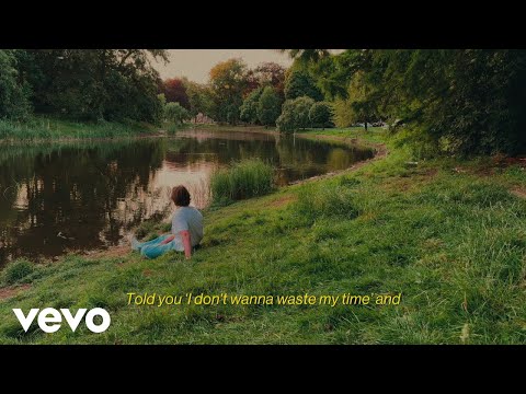 Taska Black - Walk Away ft. Heather Sommer (Lyric Video)