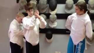 Fencing gear and how to put it on