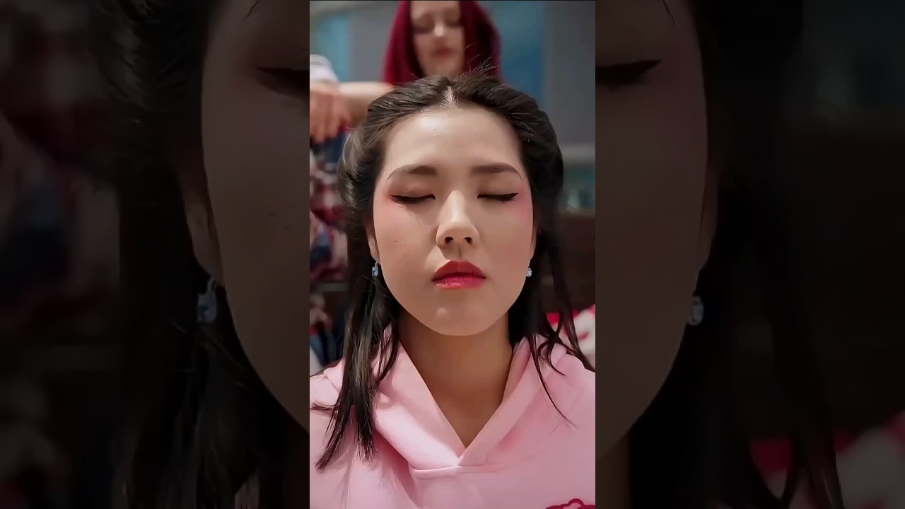 Introducing the "VitaWear SmartBand," a next-generation wearable gadget #shortsfeed​ #trending​