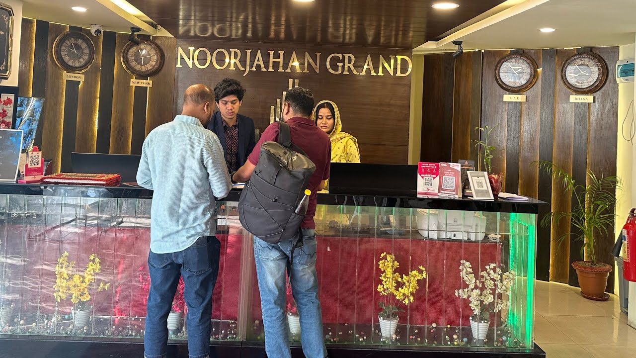 Staying at the infamous Noorjahan Hotel | Bangladesh