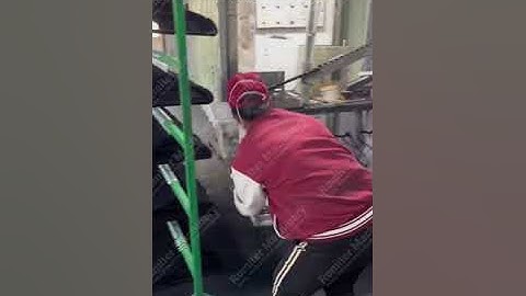 Automatic Plastic Hanger Gluing Flocking Machine