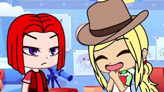 Toy Story Buzz Look An Alien But Its Knuckles & Apple Jacks