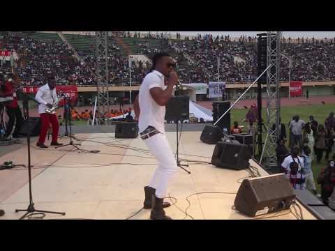 Flavour - Live Performance In Burkina Faso