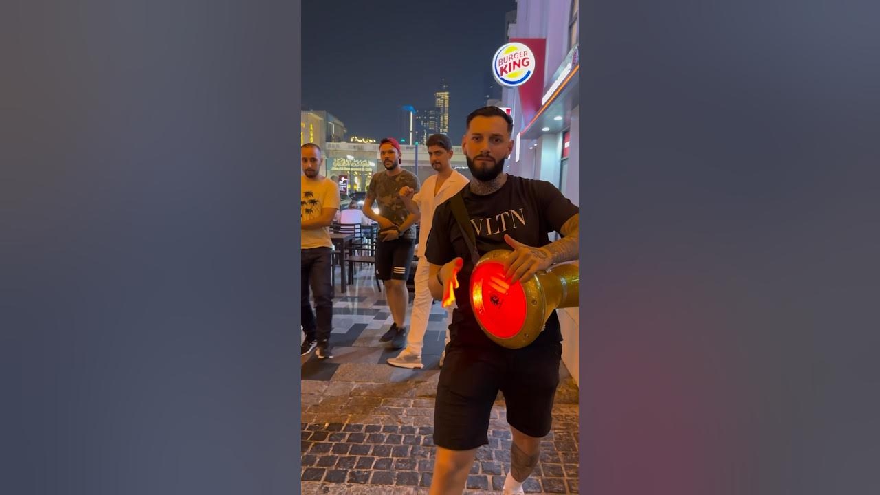 I beat darbuka to see reaction in Dubai🇦🇪 #alrafaelo #darbuka #dubai I beat darbuka to see reaction in Dubai🇦🇪 #alrafaelo #darbuka #dubai