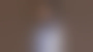 لما المريض يطلب من الدكتور يسحبله دم بدل الممرض 