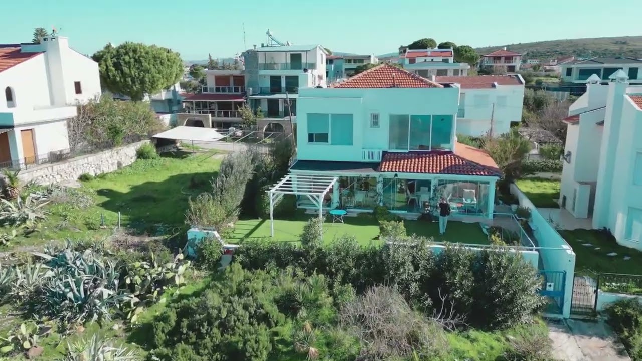 SATILIK - Çeşme Şifne Koyu’nda Denize Sıfır Müstakil Villa | Nadir Yatırım Fırsatı