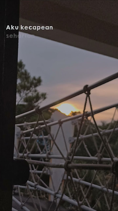 aku kecapek'an seharian cari uang... (Sayang - Gamma1 Remix version) story WA lirik&lagu