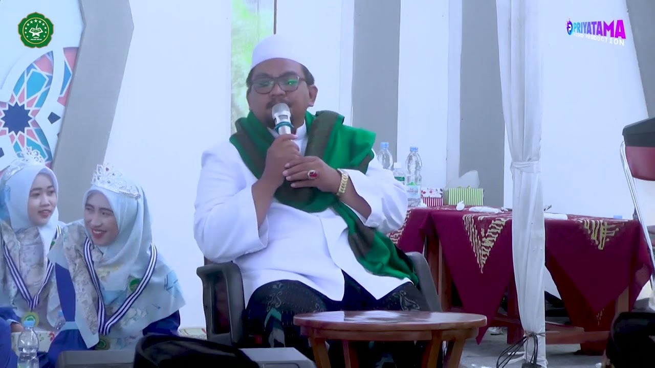 KH. Mahkrus Ali  Di Haflah Akhirussanah & Khotmil Qur'an Bil Ghoib Ke 10 Ponpes Zhilalul Qur'an