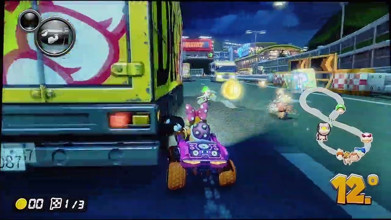 Mario Kart 8 Deluxe Wendy Fails in Toad Turnpike
