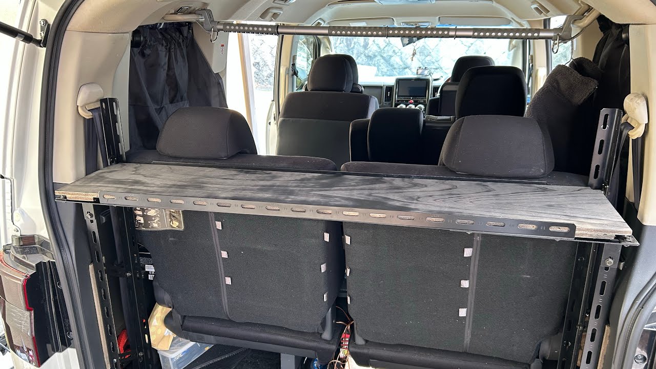 リアに役に立つ棚のDIY デリカd5