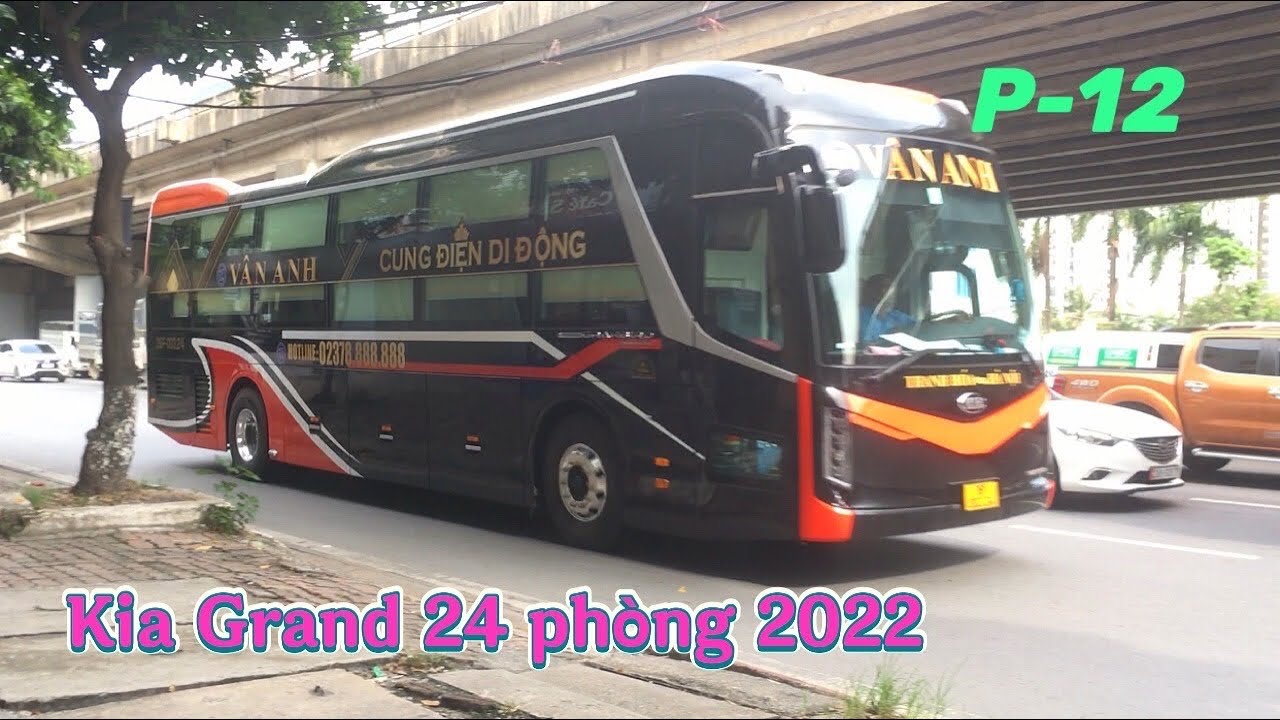 Xuất hiện Kia Granbird 24 phòng 2022 tại bến xe Nước... - youtube