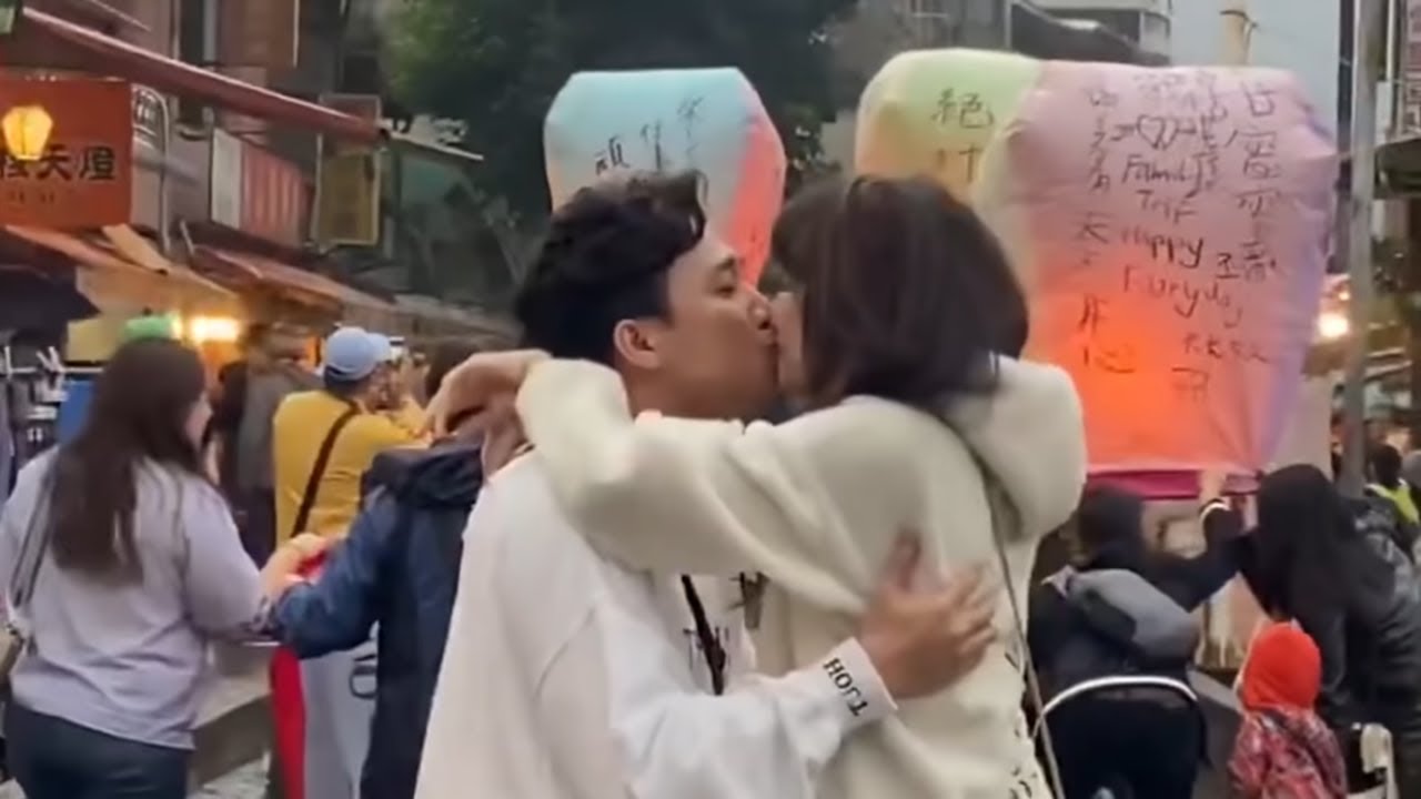 Trấn Thành HariWon - Phong Cách Ngôn Tình Phiên Bản Lỗi | Thả Lồng Đèn Tại Đại Loan Phần 2