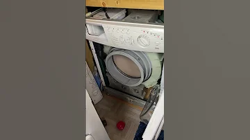 Hotpoint Aquarius Extra WMA37 Final Spin With The Front Panel Off 