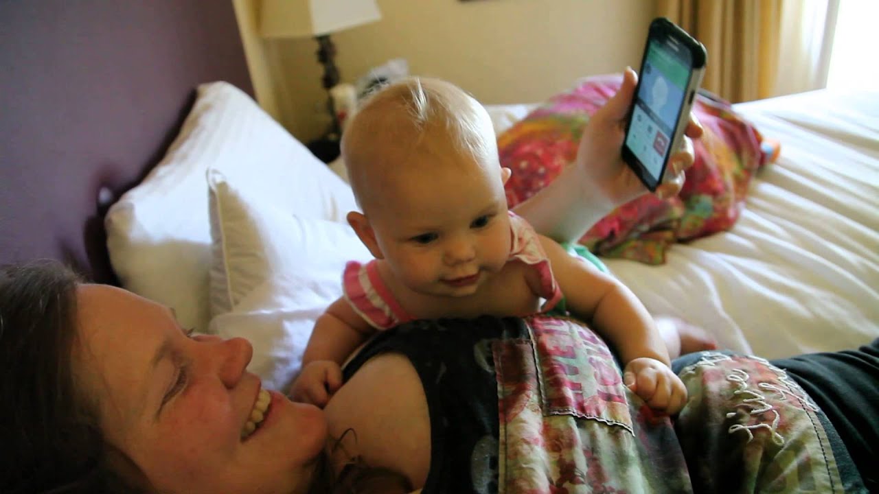 Laughter Yoga: Baby Scarlet doesn't know how to react to Mother and Grandmother laughing