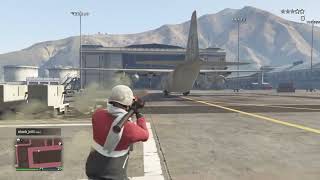 Jovem E Morto Varias Vezes Dentro Da Base..