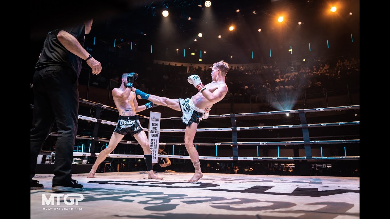 Fin Cook vs Jacob Thompson