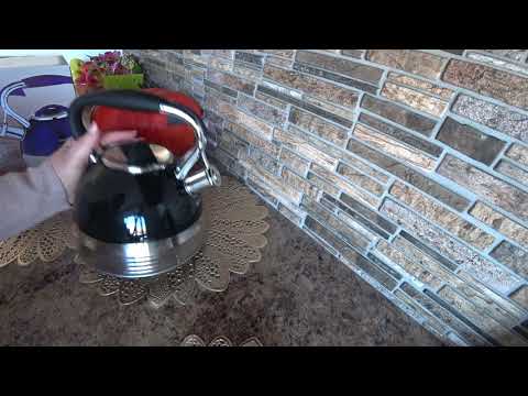 Видео обзор KH1059 Чайник со свистком 3л черный с зеркальной полоской KingHoff