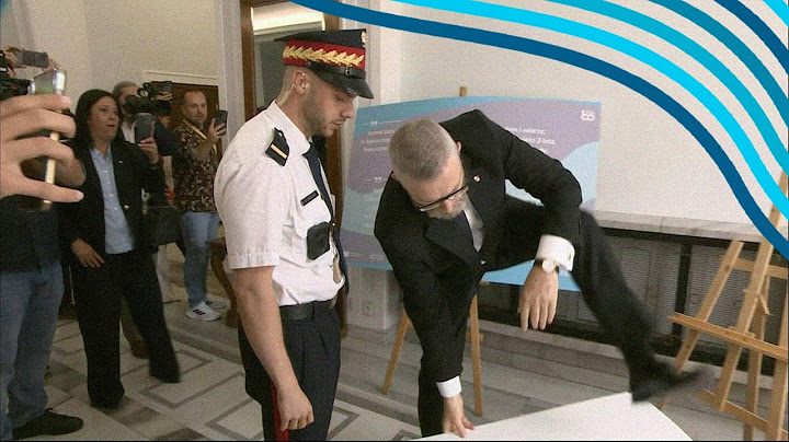 Grzegorz Braun zniszczył wystawę. Kolejny incydent w Sejmie.