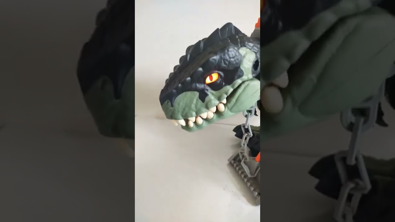 Jurassic World Mega Stomp & Rumble Giga Dino 