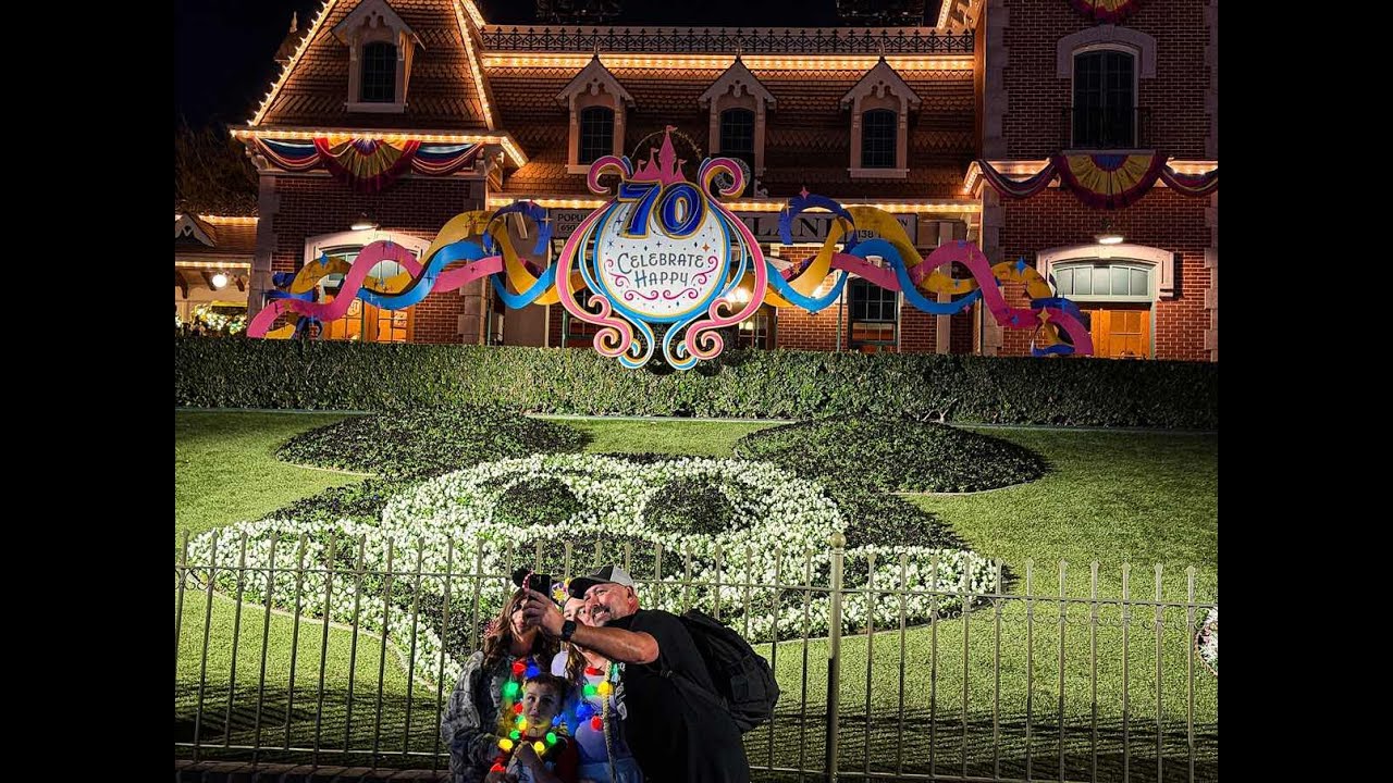 Live Stream from Disneyland!