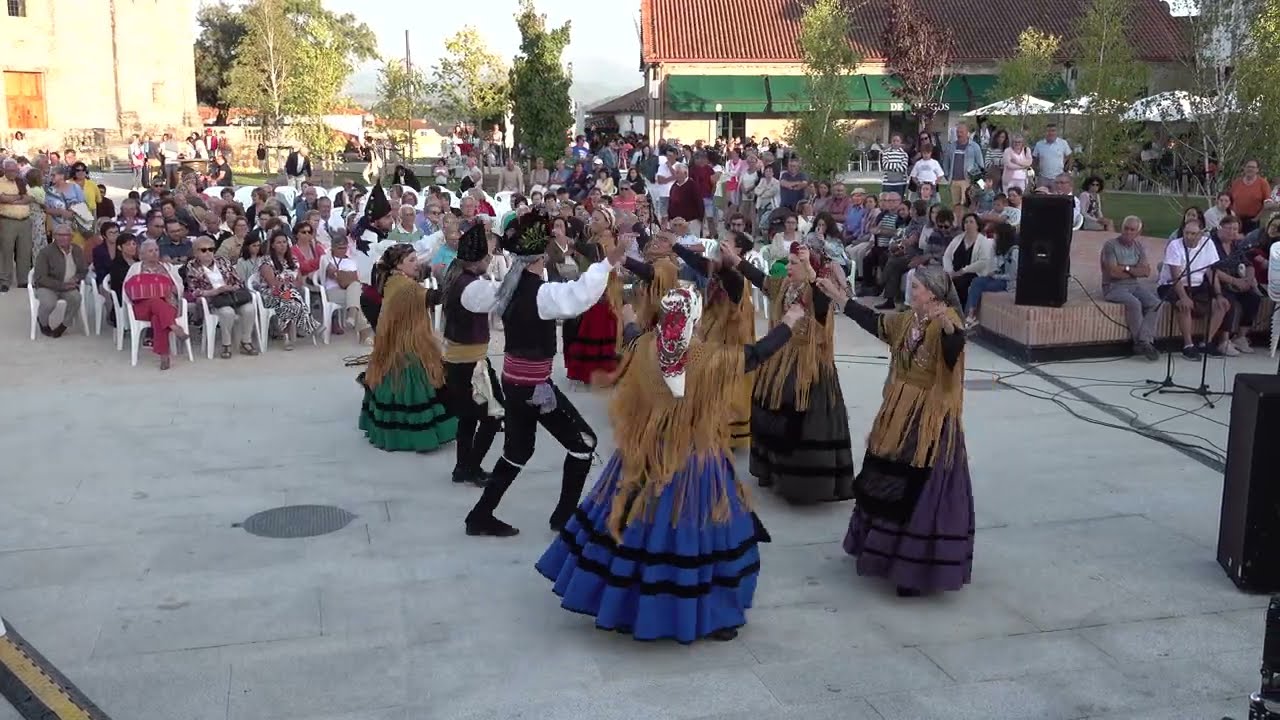 Galician folk dance: Xota de San Román de Cervantes