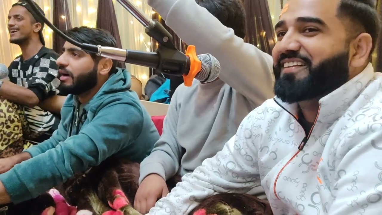 kashmiri ,,, super ,,,hit,,,,old ,,,,song ,,,,//che ,,penai,,katheh,,myani,,yaad//by singer nawaz