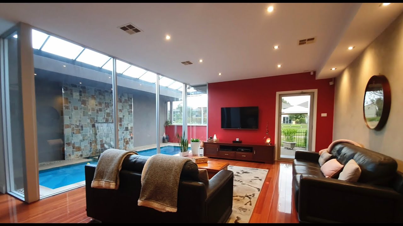 20 Middle Park Drive, Point Cook 3030 - Walkthrough