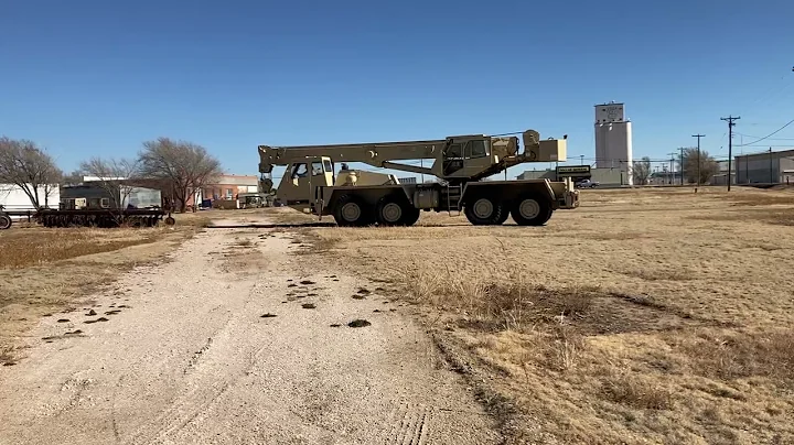 Auction #2957639 - 1989 P&H 25 ton Crane