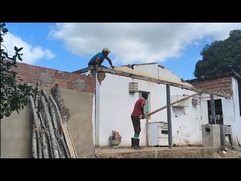 I THOUGHT THE HOUSE COULD BE SAVED AFTER REMOVING THE TILES AND WOOD; LOOK AT THE SITUATION.