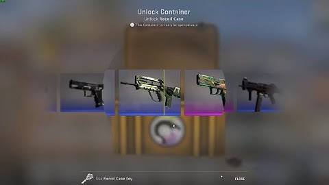 Opening CSGO case everyday until I get gloves (day 33)
