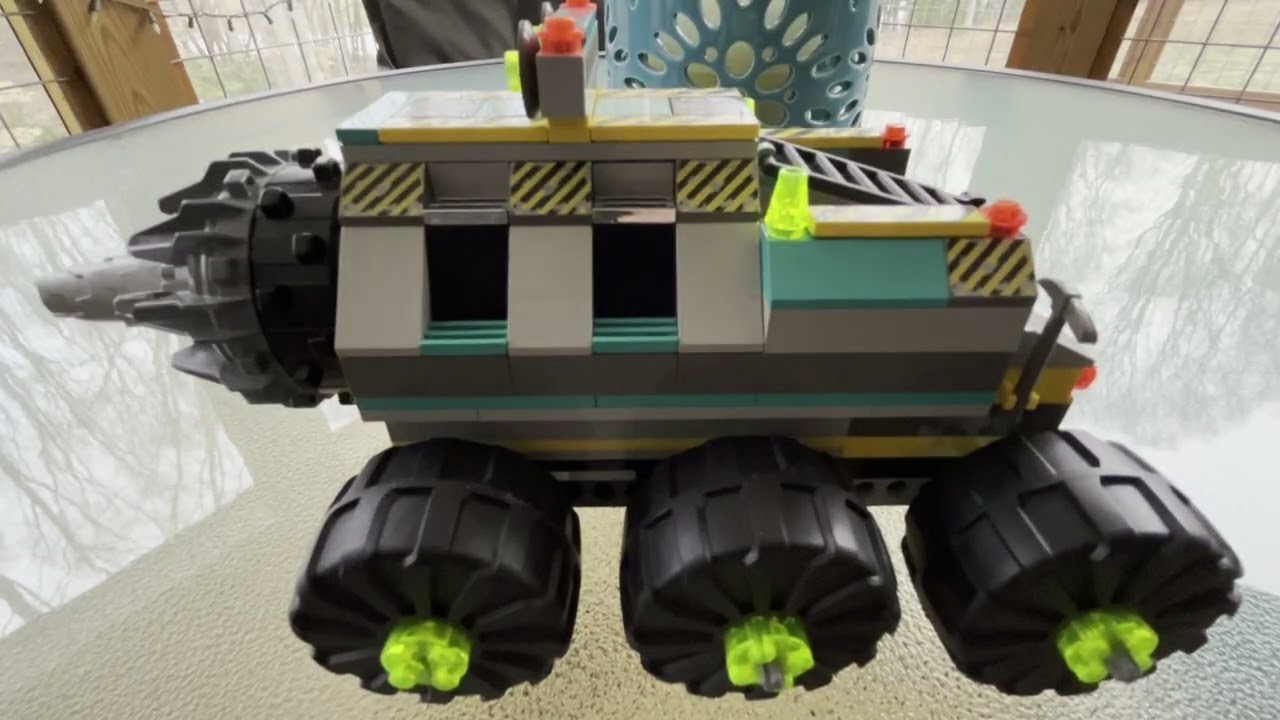 LEGO MOC Showcase   Rock Raiders Thunder Driller