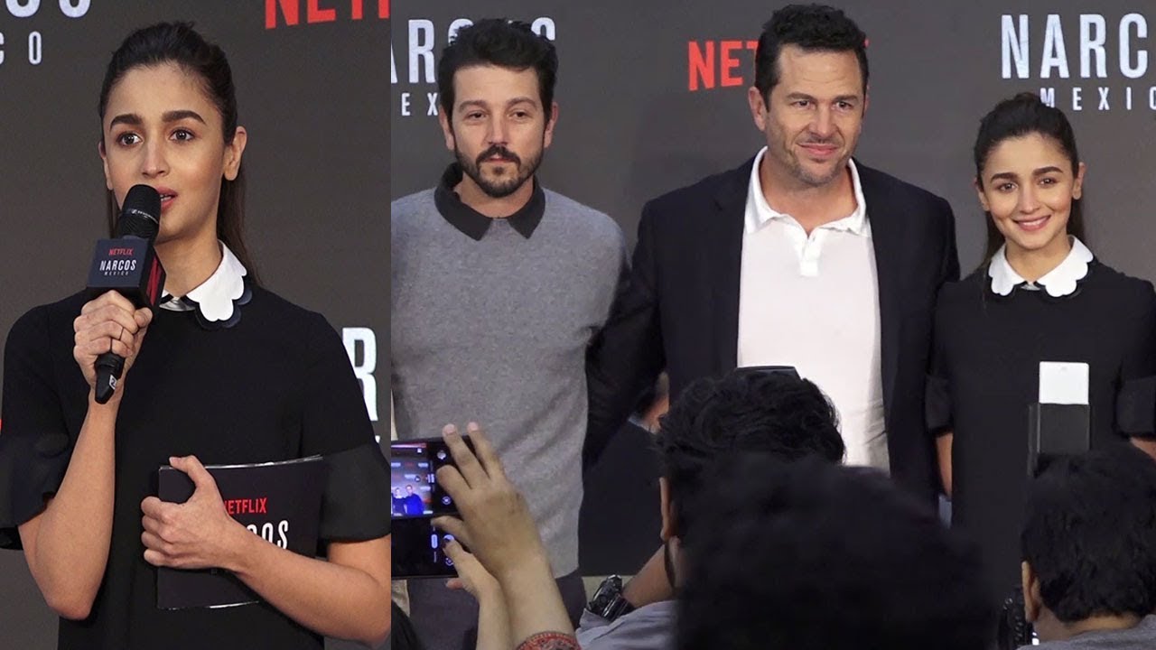 Alia Bhatt Looked Very Cute@ Panel Discussion Of NARCOS With Cast Michael Pena Diego Luna - YouTube