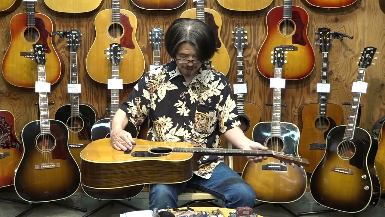 MARTIN HD 28 1976 - YouTube