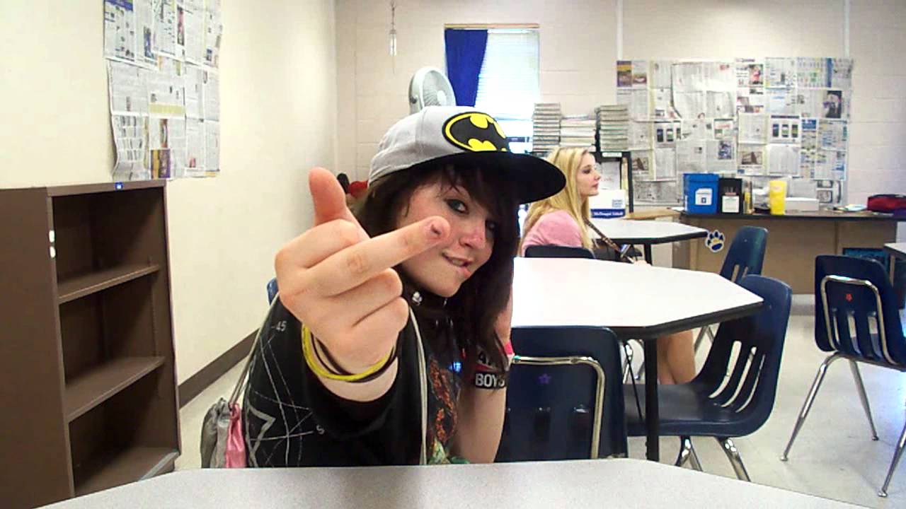 Emo Girl At School Youtube