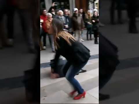 رقص غجري اصلي اندلسي في الشارع العمومي