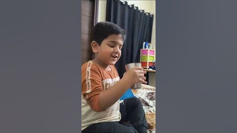Cute Baby Is Attracted To Grapes And Dad Goes Home Alone #funny #mother #funnyvideos#munchkin#tiktok