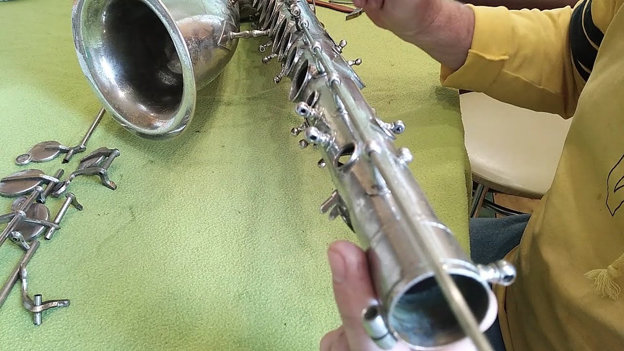 Клапан саксофона. Инструменты для ремонта саксофона. Стойка для ремонта саксофона. Пружинки для саксофона. Саксофон своими руками.