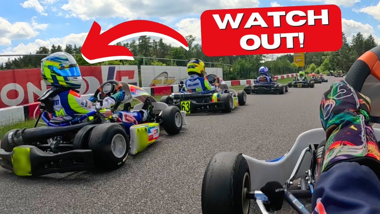 Why you should ALWAYS keep your eyes on the road...