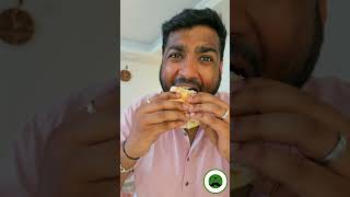 Kya yeh Vada Pav Gurgaon ka Best hai ? | Jai Bhavani Vada Pav | Veggie Paaji #foodshorts #streetfood