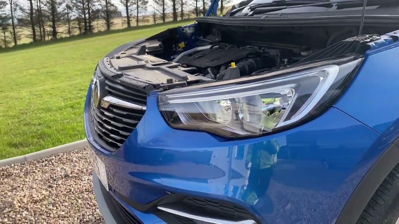 Vauxhall  Grandland X  2019, 1.5 HDI  Service. Fuel filter, air filter , oil filter and oil