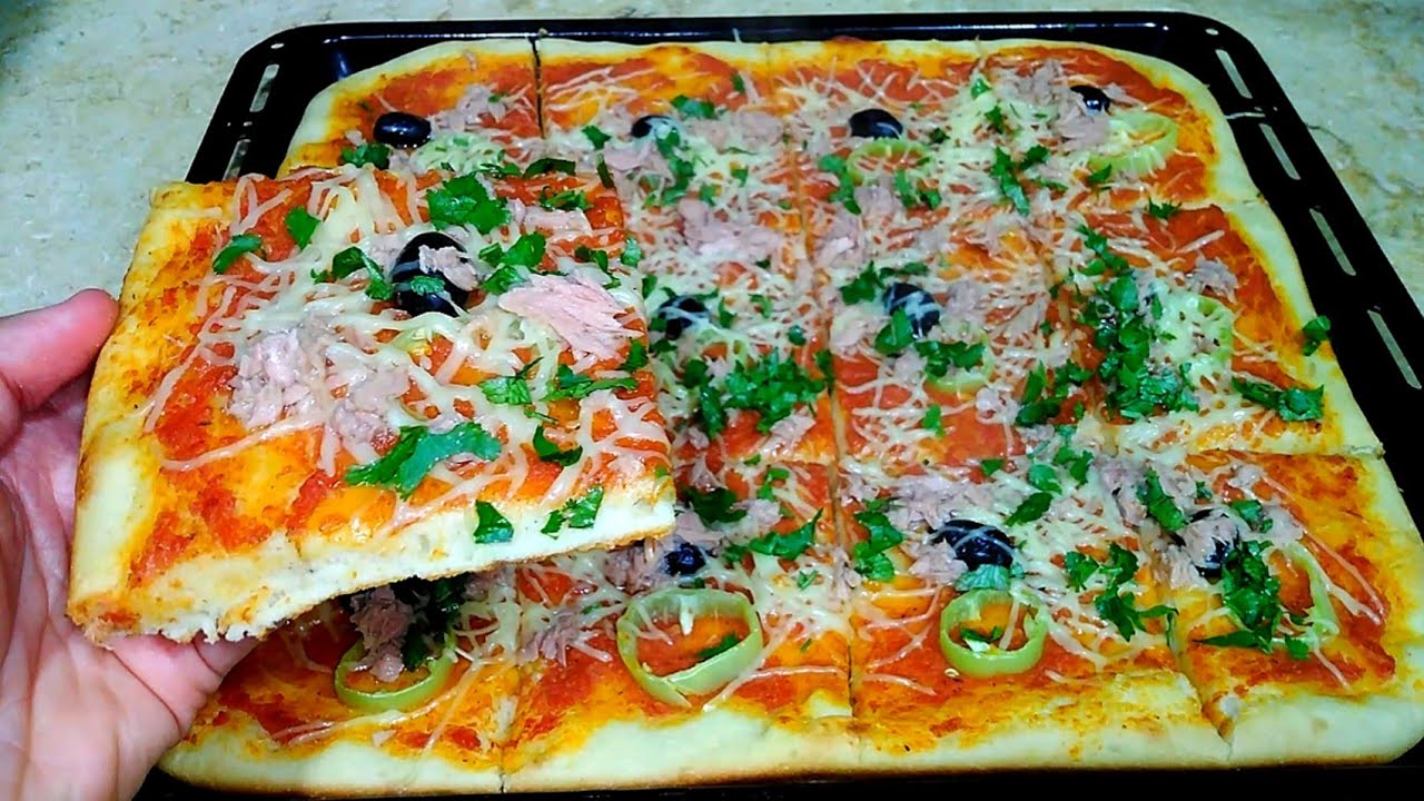 دون بيض ولا حليب أو تعقيدات بيتزا فوڨاس بوصفة المحلات الأصلية. مع صلصة طماطم على الطريقة الأصلية🍕