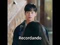 El joven señor encontró la goma del pelo de la criado.#usa #movie