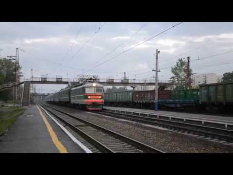 Электровоз ЧС2-864 с