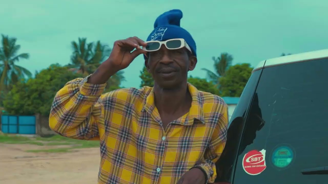 Helder Mabote feat Nomalavo  Sai satana  (Official