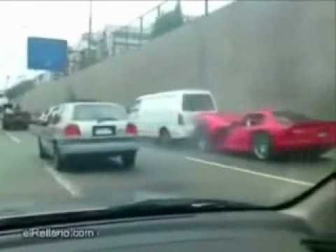 Ferrari Crash. (Acidente Ferrari)