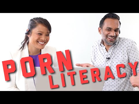 Real psychologist reacts to porn literacy (safe for work)