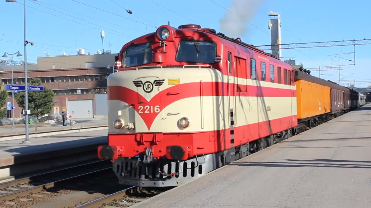 Huru, MUS 1920, Lähdössä Tampereen rautatieasemalta