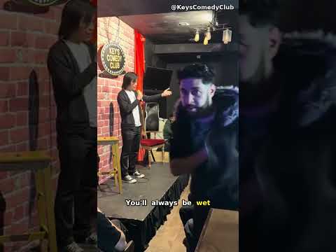 Toronto's BS Show Turns Stand-Up Into a Crowd-Fuelled Roast Night β slide 1