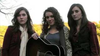 Peasall Sisters- The Old Church yard chords